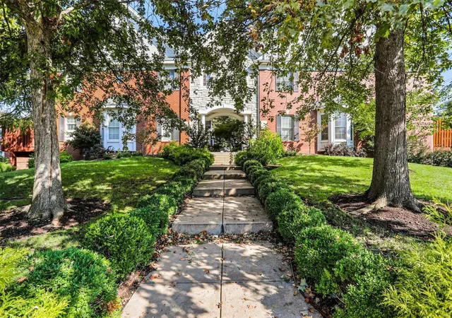 Photo 2 of Townhouse for sale at 7707 Gannon Ave, Saint Louis, MO 63130 | MLS# 24062704 | Listing updated on 2024-11-05