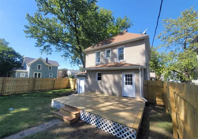Photo 2 of Single family home for sale at 2252 Delmar Ave, Granite City, IL 62040 | MLS# 24062705 | Listing updated on 2024-10-17