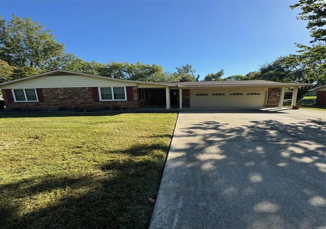 Photo 1 of Single family home for sale at 9 Adams Dr, Dexter, MO 63841 | MLS# 24062834 | Listing updated on 2024-11-11