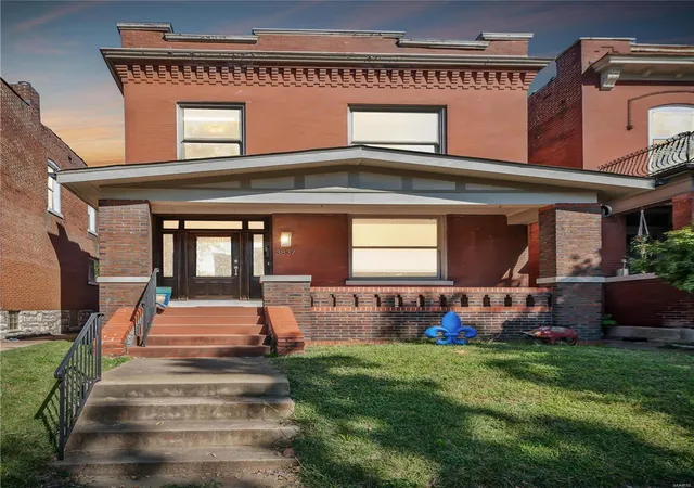 Photo 1 of Sale Pending at 3837 Wyoming St, Saint Louis, MO 63116 | MLS# 24062880 | Listing updated on 2025-03-05