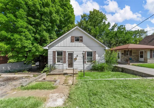 Photo 1 of Single family home for sale at 8819 North Ave, Saint Louis, MO 63114 | MLS# 24063169 | Listing updated on 2024-12-02