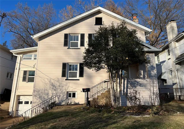 Photo 2 of Single family home for sale at 517 Sunnyside Ave, Saint Louis, MO 63119 | MLS# 24063285 | Listing updated on 2025-03-12