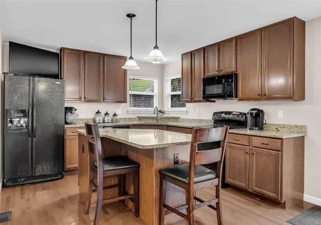 Photo 3 of Sale Pending at 404 Wynding Gate Dr, Lake Saint Louis, MO 63367 | MLS# 24063415 | Listing updated on 2024-11-23
