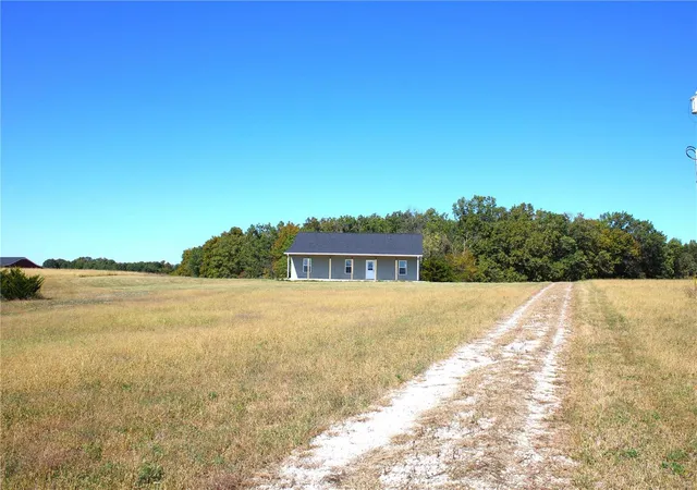 Photo 1 of Sale Pending at 165 Private Road 2454, Huntsville, MO 65259 | MLS# 24063552 | Listing updated on 2025-03-18
