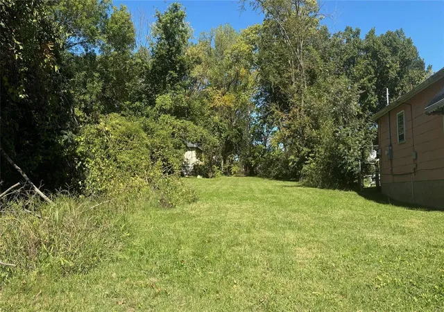 Photo 2 of Sale Pending at 6541 Plymouth Ave, Saint Louis, MO 63130 | MLS# 24063573 | Listing updated on 2025-03-12