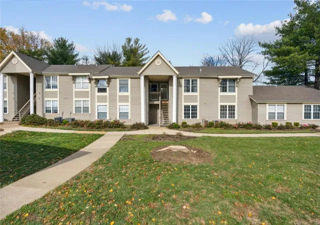 Photo 1 of Condo for sale at 6 Sugarwood Ct #4, Saint Peters, MO 63376 | MLS# 24063585 | Listing updated on 2024-12-09