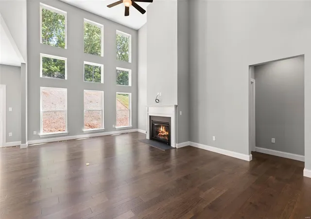 Photo 1 of Single family home for sale at 2 Pin Oak At Elm Xing, Saint Peters, MO 63376 | MLS# 24063724 | Listing updated on 2025-03-17