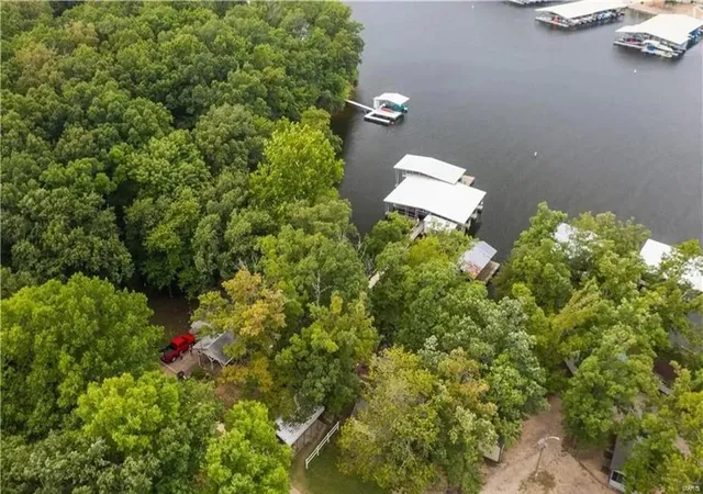 Photo 2 of Sale Pending at 49 Vacation Hideaway Ln, Sunrise Beach, MO 65079 | MLS# 24063749 | Listing updated on 2024-11-21