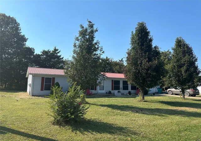 Photo 5 of Sale Pending at 98 N Sharon St, Rosebud, MO 63091 | MLS# 24063908 | Listing updated on 2024-12-08