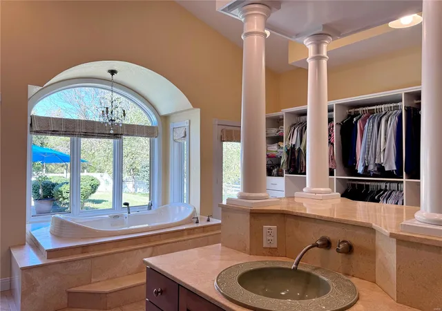 Photo 3 of Single family home for sale at 5731 Lynn View Acres, Hillsboro, MO 63050 | MLS# 24063909 | Listing updated on 2024-11-23