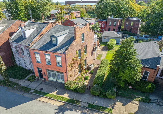 Photo 2 of Single family home for sale at 2906 Lemp Ave, Saint Louis, MO 63118 | MLS# 24063914 | Listing updated on 2024-12-09