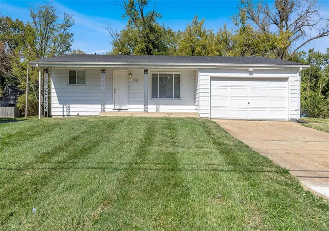Photo 1 of Single family home for sale at 12103 Larimore Rd, Saint Louis, MO 63138 | MLS# 24063986 | Listing updated on 2024-11-22