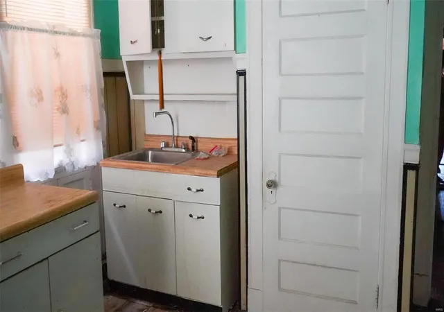 Photo 3 of Multi family home for sale at 4538 Fair Ave, Saint Louis, MO 63115 | MLS# 24064028 | Listing updated on 2024-11-09