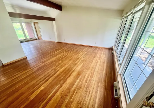 Photo 3 of Single family home for sale at 10819 Hallstead Dr, Saint Louis, MO 63136 | MLS# 24064108 | Listing updated on 2024-12-03
