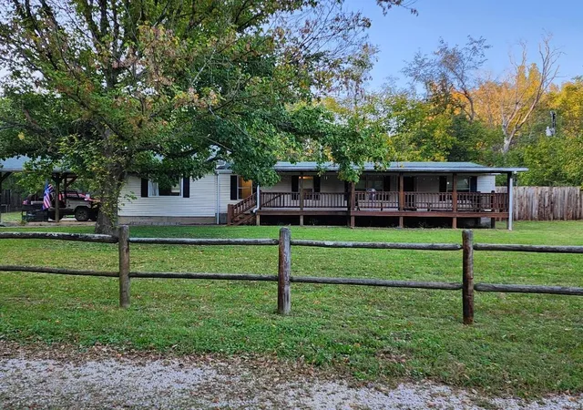 Photo 1 of Single family home for sale at 603 Vine St, Van Buren, MO 63965 | MLS# 24064115 | Listing updated on 2024-11-14