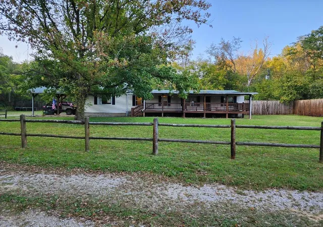 Photo 1 of Single family home for sale at 603 Vine St, Van Buren, MO 63965 | MLS# 24064115 | Listing updated on 2024-11-14