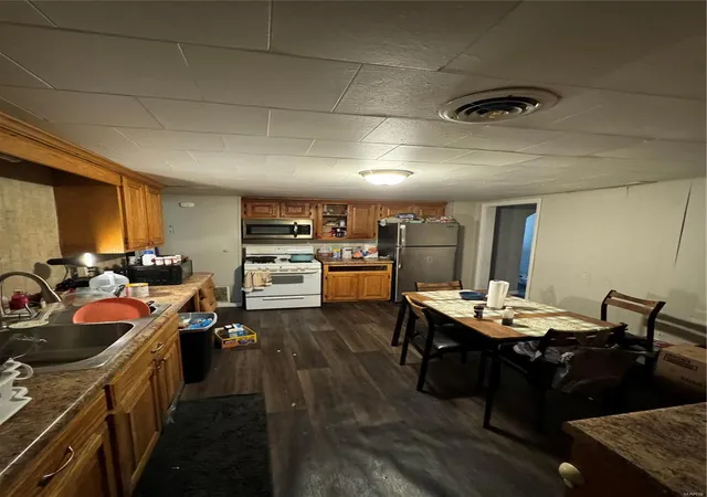 Photo 3 of Single family home for sale at 1604 Bradley St, Kennett, MO 63857 | MLS# 24064116 | Listing updated on 2025-03-16