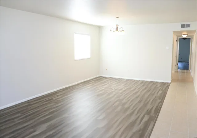 Listing Photo 4 - Condo for sale in building located at 10010 Chardin Wy, St. Louis, MO 63128 - Unit #1