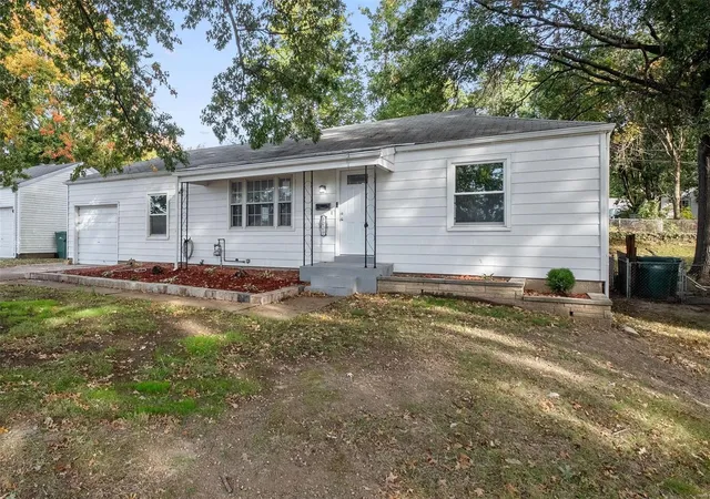 Photo 2 of Sale Pending at 1229 Addison Dr, Saint Louis, MO 63137 | MLS# 24064317 | Listing updated on 2024-12-11