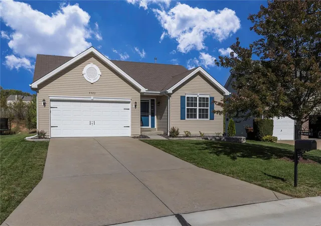 Photo 1 of Single family home for sale at 5523 Norgate Ct, Saint Charles, MO 63304 | MLS# 24064423 | Listing updated on 2024-12-15