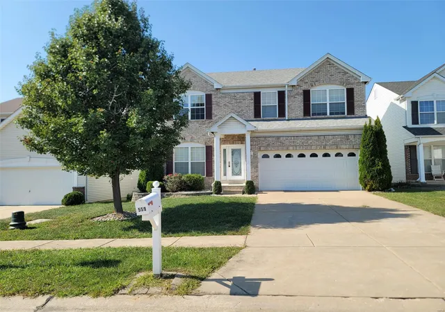 Photo 1 of Sale Pending at 559 Fortress Ct, Saint Charles, MO 63303 | MLS# 24064536 | Listing updated on 2024-11-26