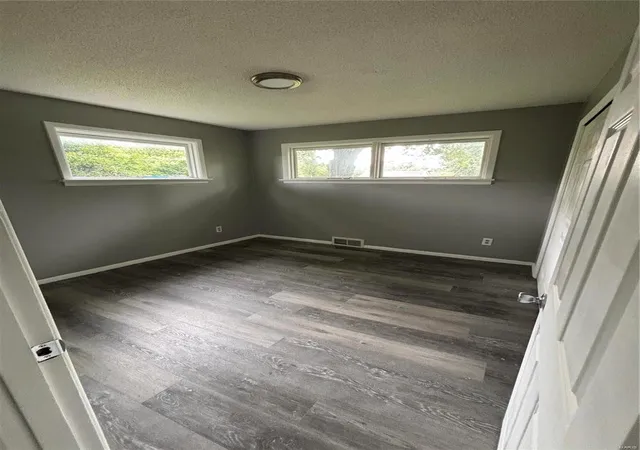 Photo 2 of Sale Pending at 11922 Criterion Ave, Saint Louis, MO 63138 | MLS# 24064541 | Listing updated on 2024-12-02