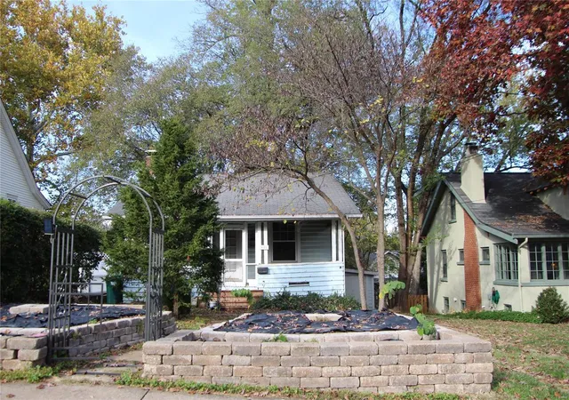 Homes for sale in Saint Louis, MO | 411 Greeley Ave, Saint Louis, MO 63119 | MLS# 24064762