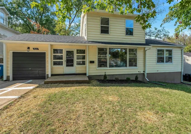 Photo 1 of Single family home for sale at 9631 Radio Dr, Saint Louis, MO 63123 | MLS# 24064843 | Listing updated on 2024-12-08