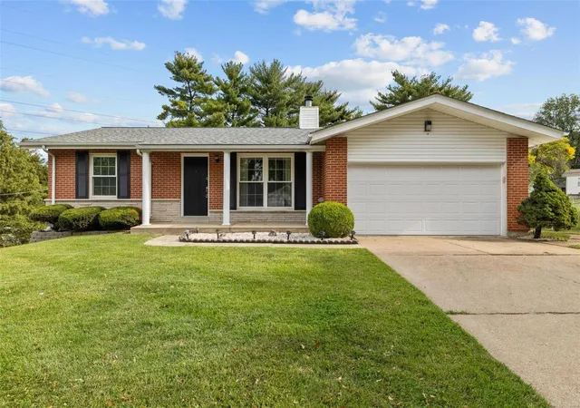 Photo 1 of Sale Pending at 12159 Plainsman Dr, Saint Louis, MO 63146 | MLS# 24064879 | Listing updated on 2024-12-03