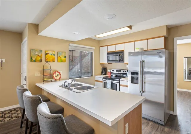 Photo 2 of Single family home for sale at 51 Ventura Dr #2B-421, Lake Ozark, MO 65049 | MLS# 24064901 | Listing updated on 2025-03-19