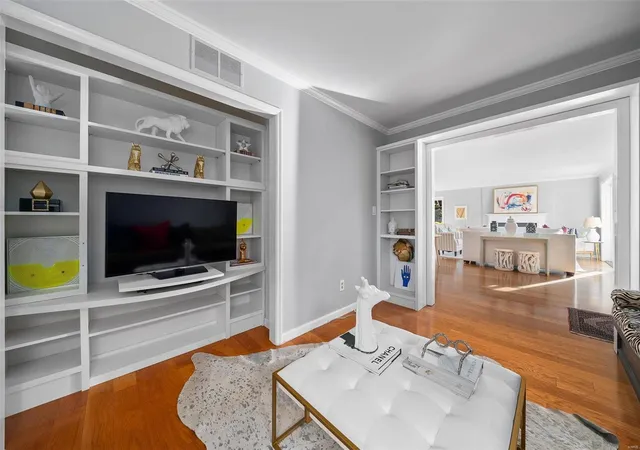 Photo 4 of Condo for sale at 131 Gay Ave, Saint Louis, MO 63105 | MLS# 24064982 | Listing updated on 2024-11-13
