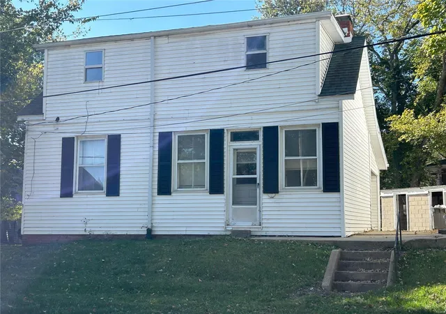 2nd image of 509 N Douglas Ave, Belleville, IL 62220 | MLS# 24065108
