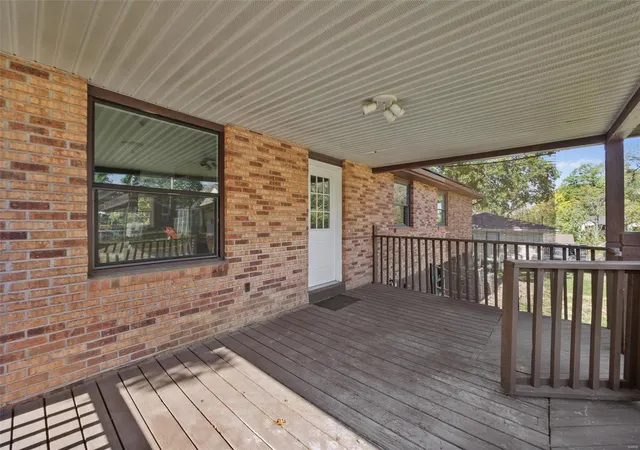 Photo 3 of Single family home for sale at 1140 Stewart St, De Soto, MO 63020 | MLS# 24065146 | Listing updated on 2024-12-05