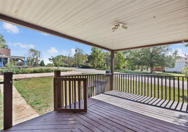 Photo 4 of Single family home for sale at 1140 Stewart St, De Soto, MO 63020 | MLS# 24065146 | Listing updated on 2024-12-05
