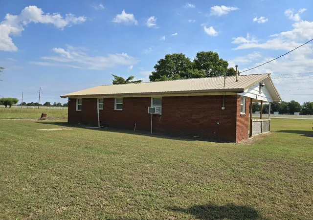 Photo 14 of Single family home for sale at 1509 State Hwy 25, Bernie, MO 63822 | MLS# 24065466 | Listing updated on 2024-12-05