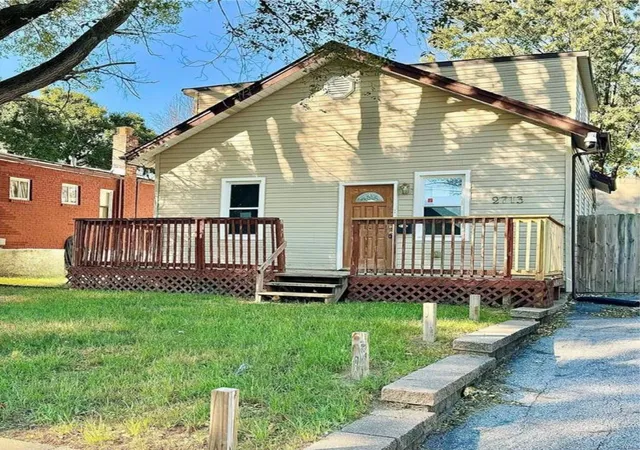 Photo 1 of Sale Pending at 2713 Hermitage Ave, Saint Louis, MO 63143 | MLS# 24065478 | Listing updated on 2024-11-27
