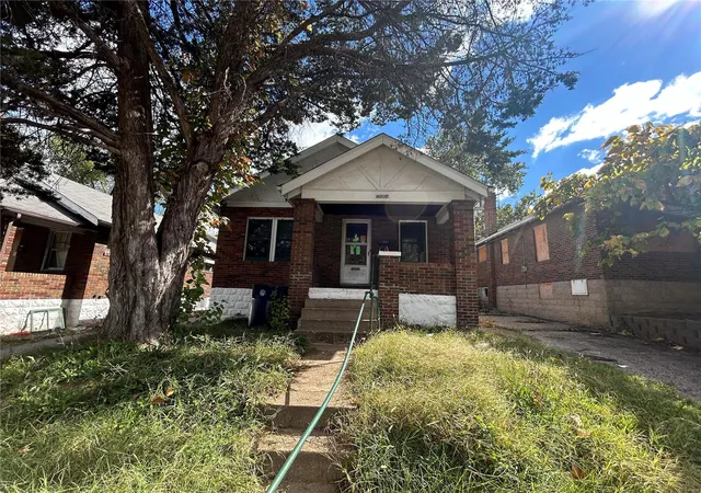 Photo 1 of Single family home for sale at 4228 Jennings Station Rd, Saint Louis, MO 63121 | MLS# 24065588 | Listing updated on 2025-03-11