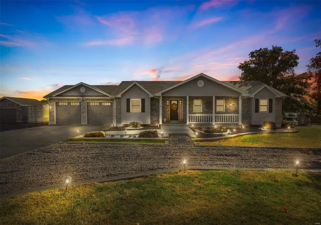 1st image of 8 Mcclanahan Rd, Farmington, MO 63640 | MLS# 24065620