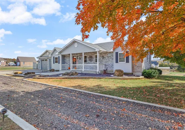 3rd image of 8 Mcclanahan Rd, Farmington, MO 63640 | MLS# 24065620