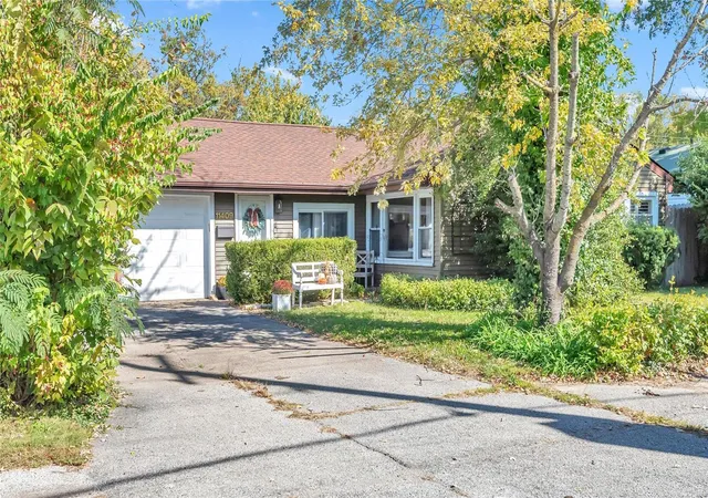 Photo 3 of Single family home for sale at 11409 Manchester Rd, Saint Louis, MO 63122 | MLS# 24065822 | Listing updated on 2024-11-18