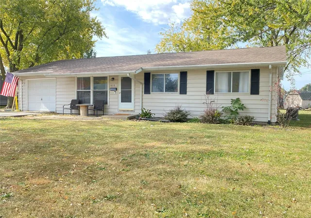 Photo 46 of Sale Pending at 833 Locust St, Montgomery City, MO 63361 | MLS# 24065912 | Listing updated on 2024-12-10