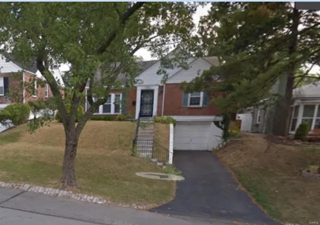 Photo 3 of Sale Pending at 7354 Milan Ave, Saint Louis, MO 63130 | MLS# 24065971 | Listing updated on 2024-11-22