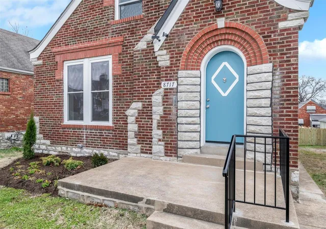 Photo 2 of Single family home for sale at 8717 Annetta Ave, Saint Louis, MO 63147 | MLS# 24065995 | Listing updated on 2024-12-26