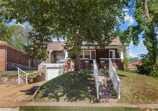 Photo 2 of Single family home for sale at 215 Carson Rd, Saint Louis, MO 63135 | MLS# 24066129 | Listing updated on 2025-02-28
