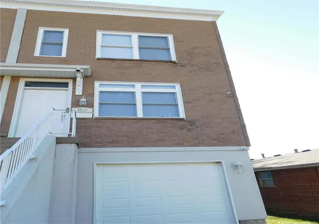 Townhouse for sale at 6618 Minnesota Ave, Saint Louis, MO 63111 | MLS# 24066343