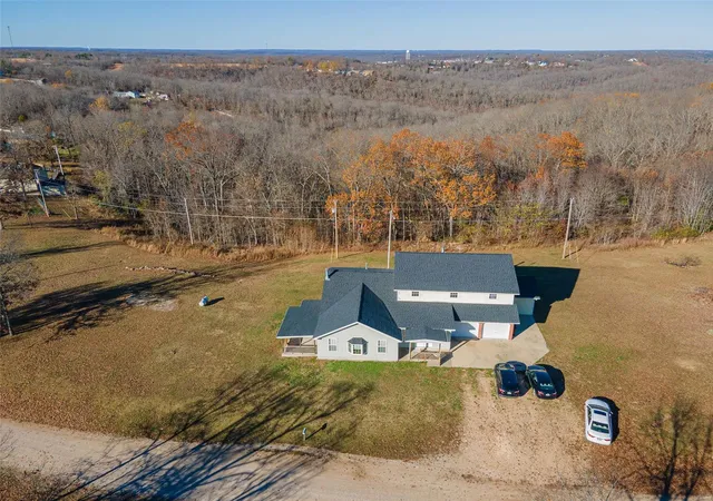3rd image of 14307 Torpedo Dr, Saint Robert, MO 65584 | MLS# 24066421