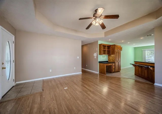 5th image of 1325 Deadre Dr, Lebanon, MO 65536 | MLS# 24066480