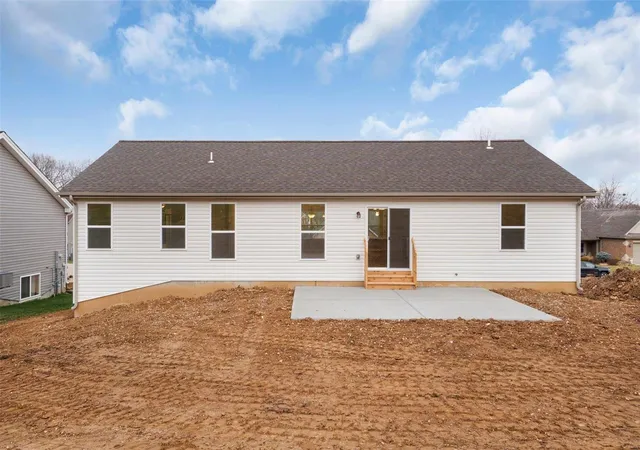 8th image of 39 Koch Cattle Dr #39 STB, Washington, MO 63090 | MLS# 24066559