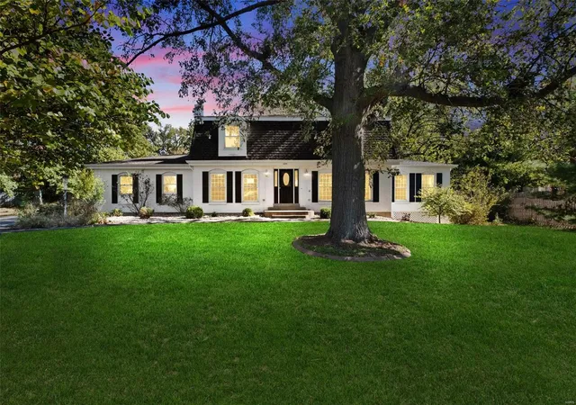 Photo 1 of Single family home for sale at 1644 Christy Dr, Saint Charles, MO 63303 | MLS# 24066652 | Listing updated on 2024-11-27