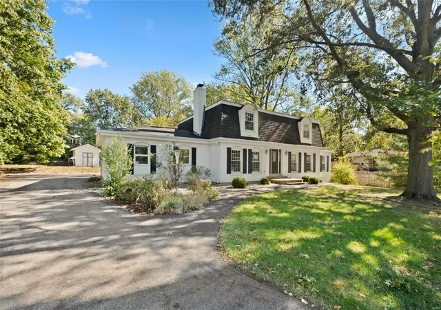 Photo 1 of Single family home for sale at 1644 Christy Dr, Saint Charles, MO 63303 | MLS# 24066652 | Listing updated on 2024-11-27